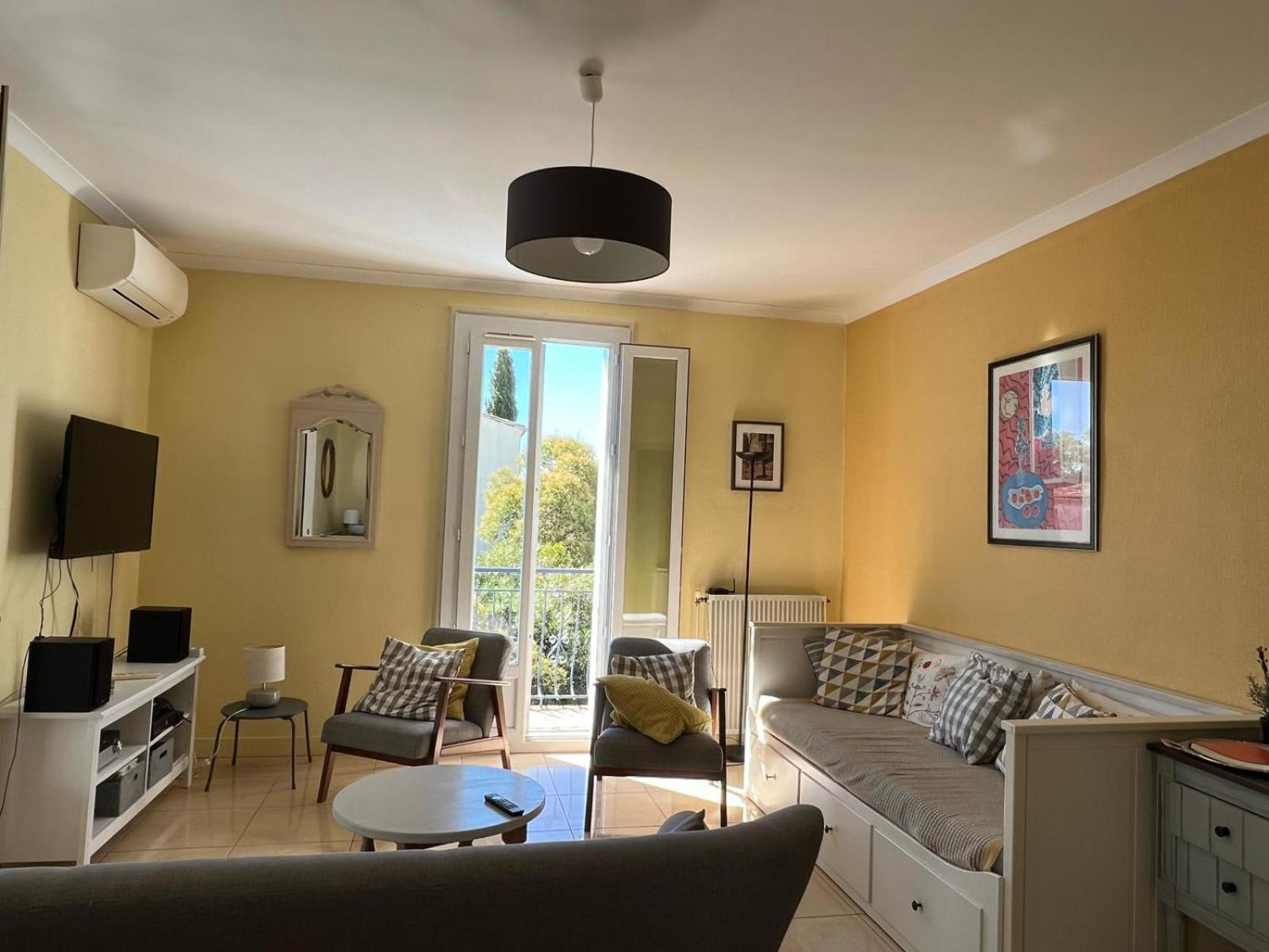 13 Rue Du Tour D'Enceinte Villa Pomerols Bagian luar foto