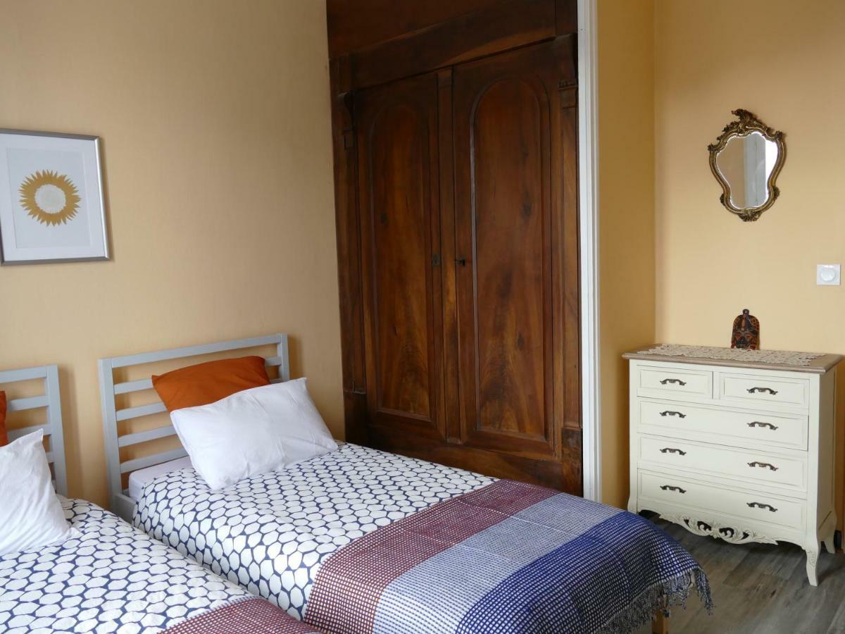 13 Rue Du Tour D'Enceinte Villa Pomerols Bagian luar foto